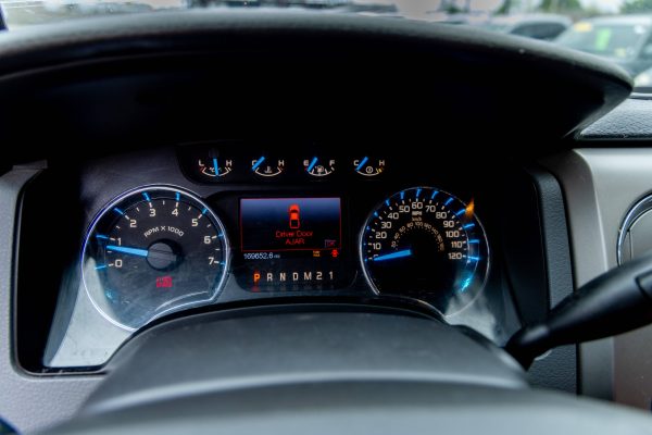 2011 Ford F150 XLT 4WD Supercrew 5.0 8cyl. Flex Fuel - Image 7