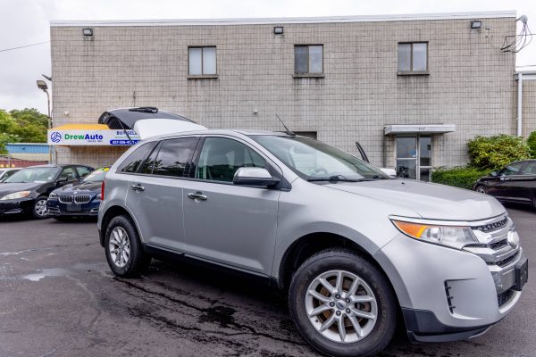 2013 Ford Edge SE FWD 4 Door Sport Utility Vehicle 3.5 6cyl. Gasoline - Image 2