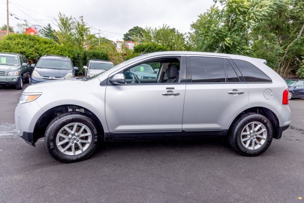 2013 Ford Edge SE FWD 4 Door Sport Utility Vehicle 3.5 6cyl. Gasoline - Image 3