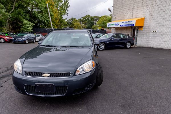2014 Chevrolet Impala Limited LTZ FWD 4 Door Sedan 3.6 6cyl. Gasoline - Image 2