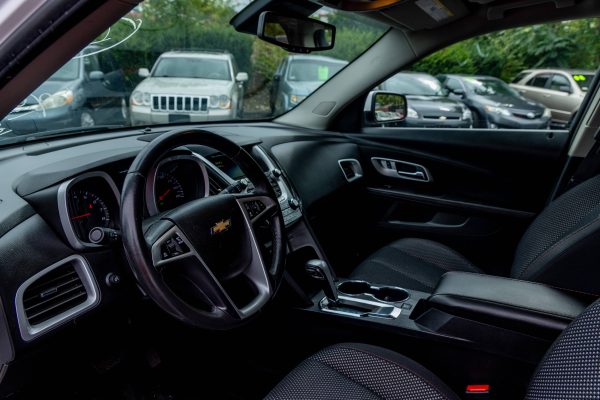 2015 Chevrolet Equinox LT AWD 4 Door Sport Utility Vehicle 2.4 4cyl. Flex Fuel - Image 5