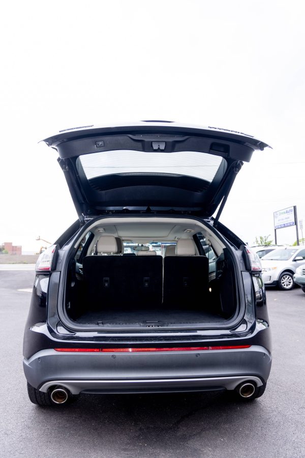 2015 Ford Edge Titanium AWD 4 Door Sport Utility Vehicle 3.5 6cyl. Gasoline - Image 7